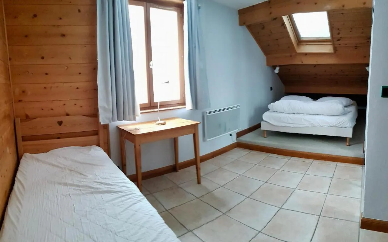 Chalet Riviere, 5 En-Suite. La Salle-les-Alpes