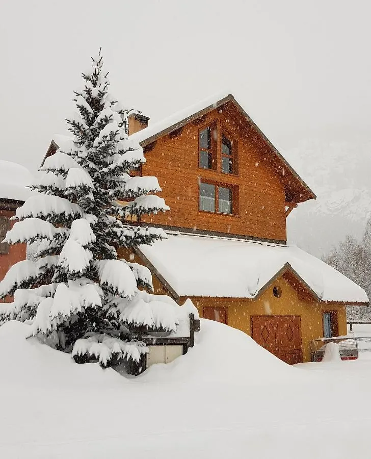 Chalet Riviere, 5 En-Suite. La Salle-les-Alpes 0*,  Fransa